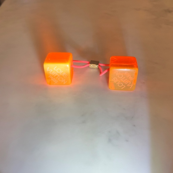 Louis Vuitton Hair Cubes - Picture 3 of 5